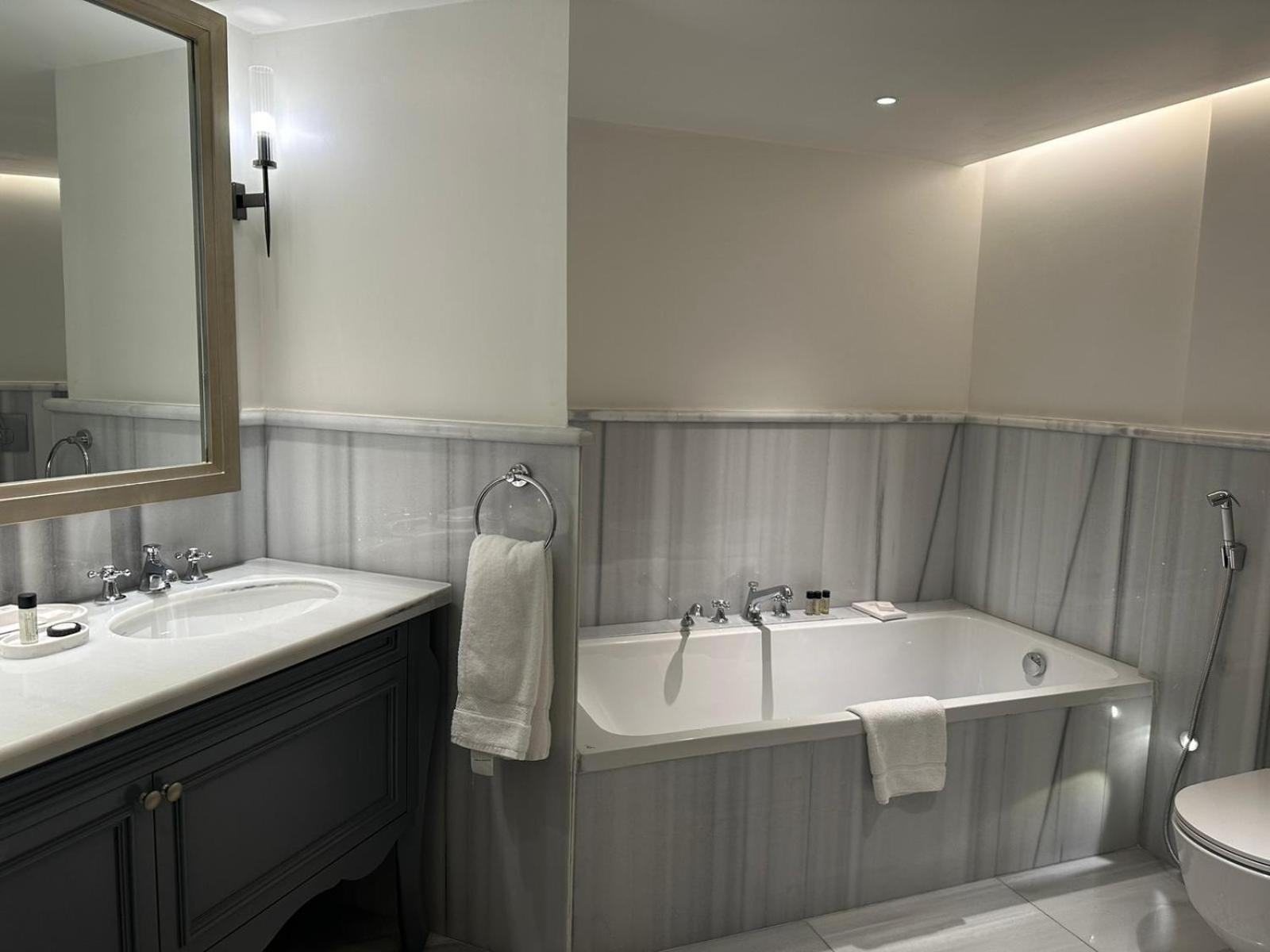 21 High Street Residence By The Torch Ντόχα Εξωτερικό φωτογραφία